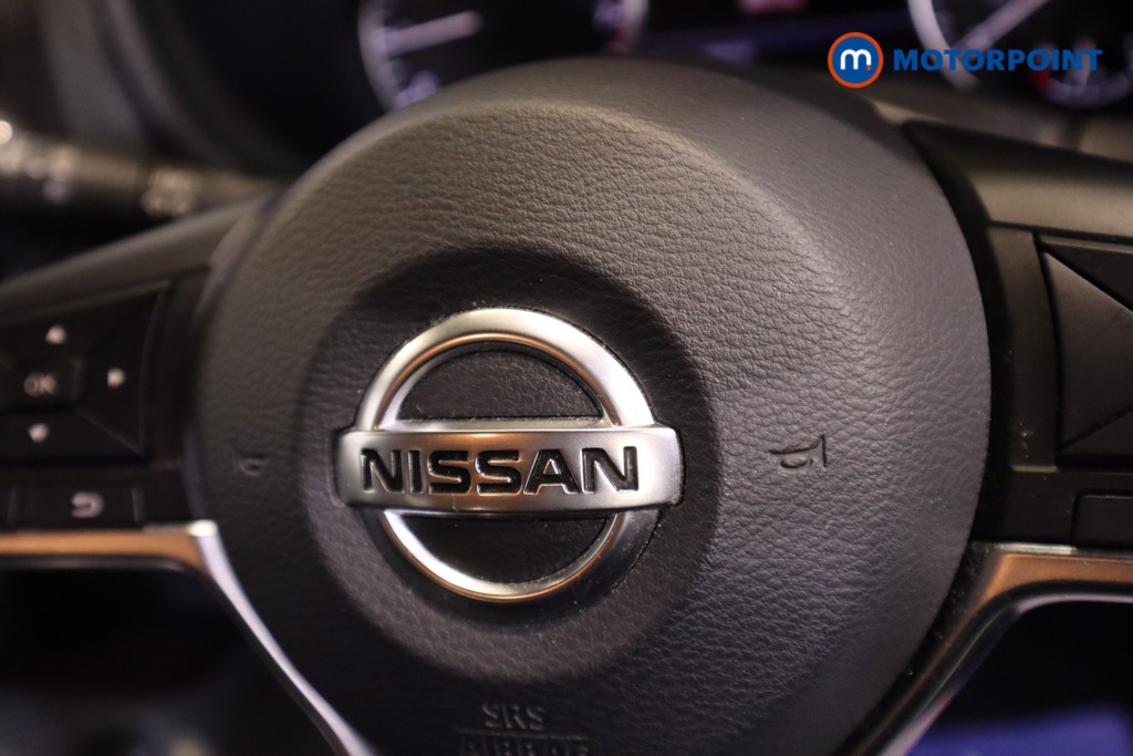 Nissan Juke N-Connecta Manual Petrol SUV - Stock Number (1587162) - 11th supplementary image