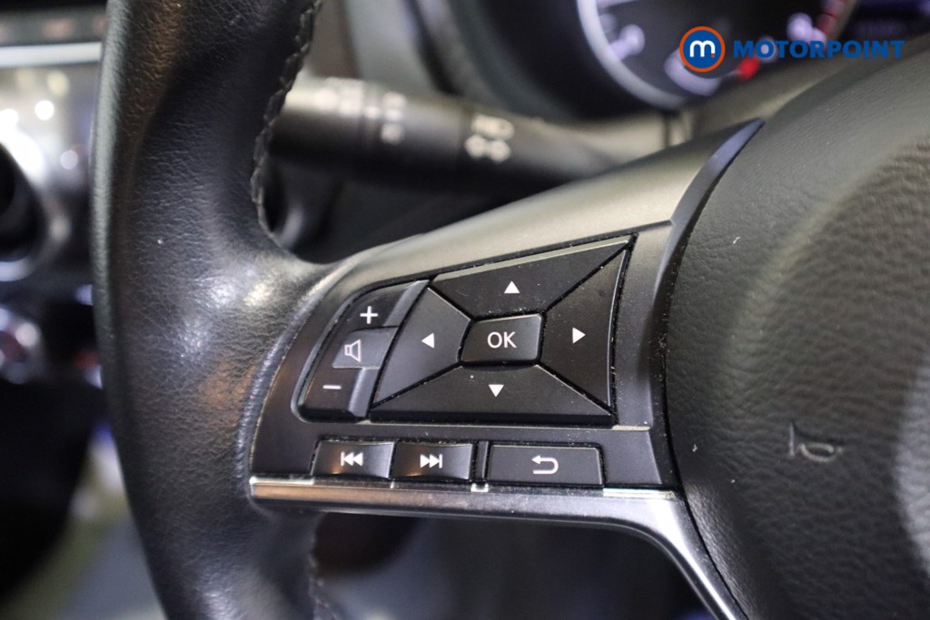 Nissan Juke N-Connecta Manual Petrol SUV - Stock Number (1587162) - 12th supplementary image
