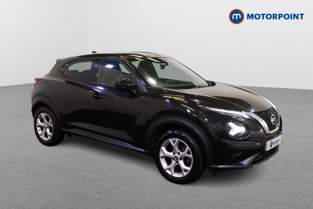 Nissan Juke N-Connecta Manual Petrol SUV - Stock Number (1587162) - Drivers side front corner