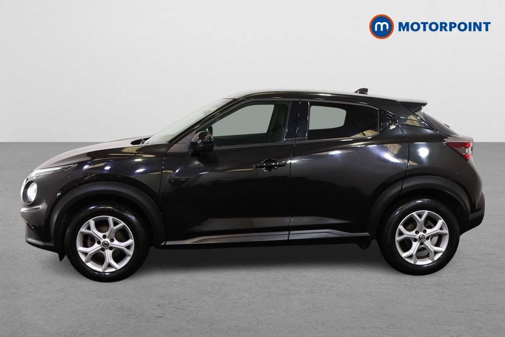 Nissan Juke N-Connecta Manual Petrol SUV - Stock Number (1587162) - Passenger side