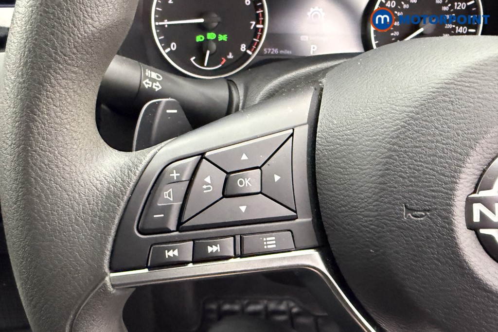 Nissan Juke Acenta Premium Automatic Petrol SUV - Stock Number (1587179) - 11th supplementary image