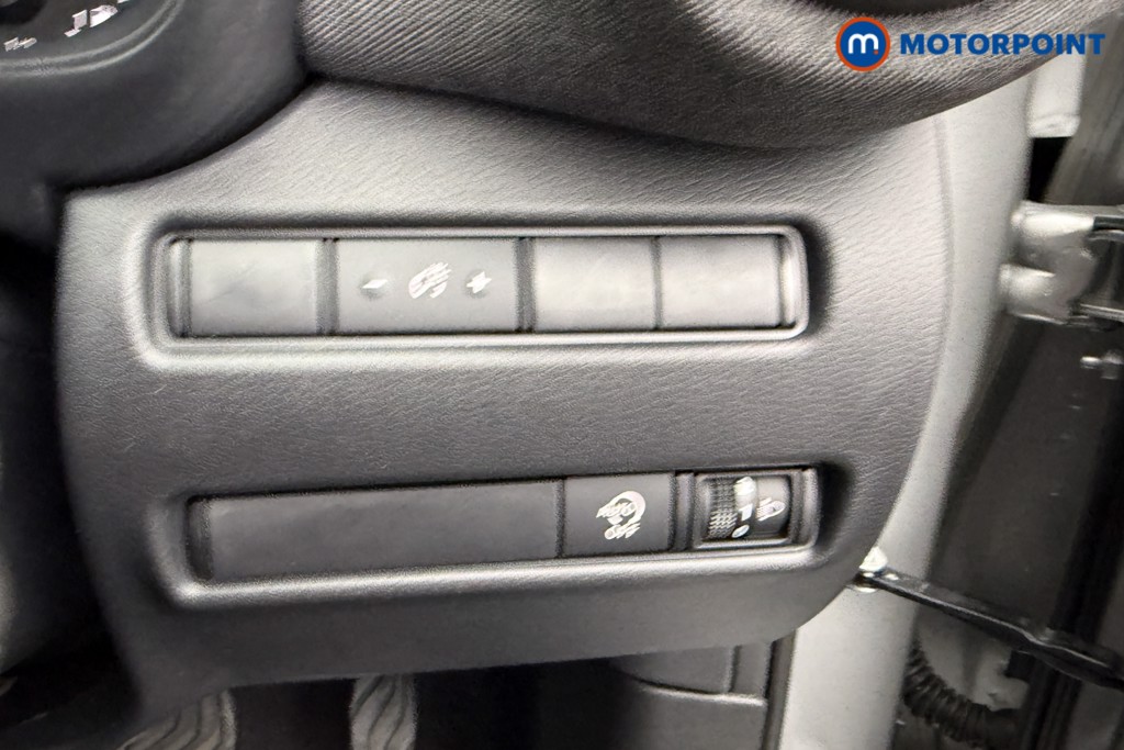 Nissan Juke Acenta Premium Automatic Petrol SUV - Stock Number (1587179) - 13th supplementary image