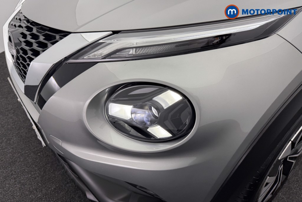 Nissan Juke Acenta Premium Automatic Petrol SUV - Stock Number (1587179) - 25th supplementary image