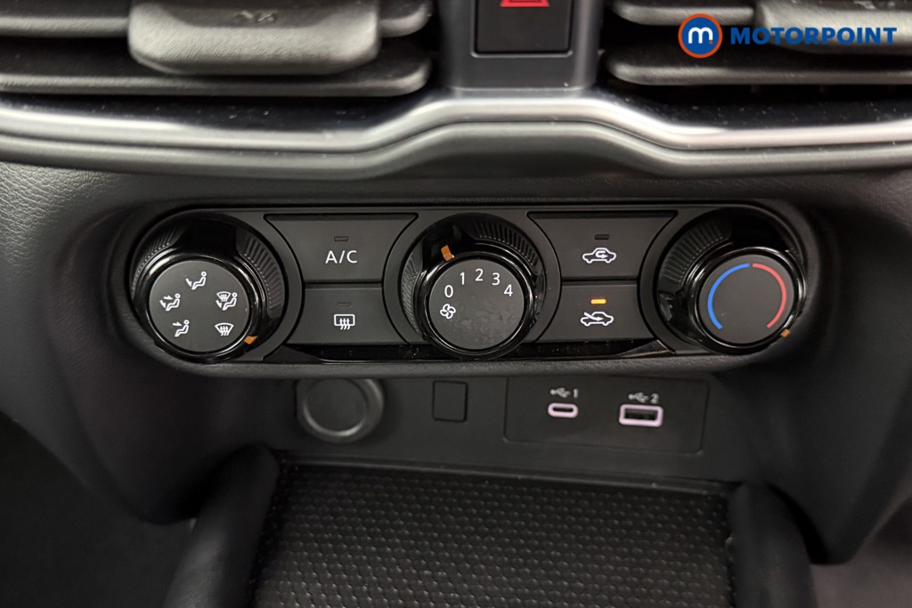 Nissan Juke Acenta Premium Automatic Petrol SUV - Stock Number (1587182) - 10th supplementary image