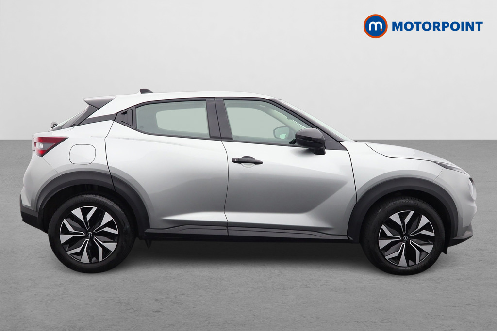 Nissan Juke Acenta Premium Automatic Petrol SUV - Stock Number (1587182) - Drivers side
