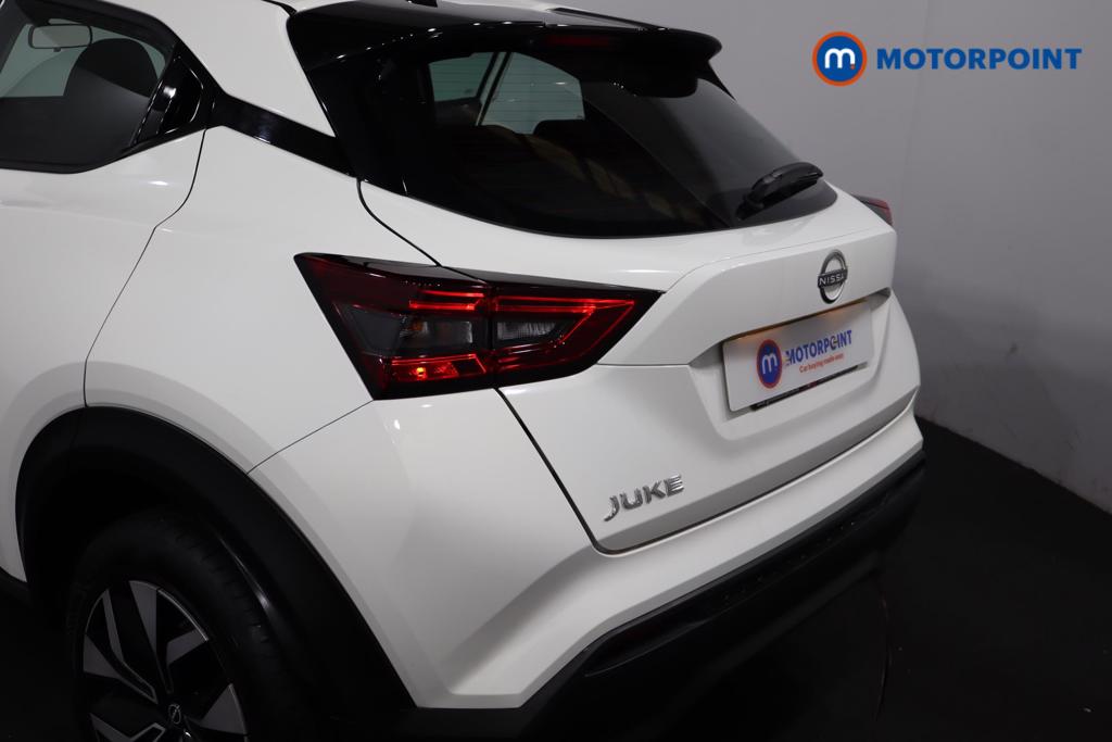 Nissan Juke Acenta Premium Automatic Petrol SUV - Stock Number (1587205) - 24th supplementary image