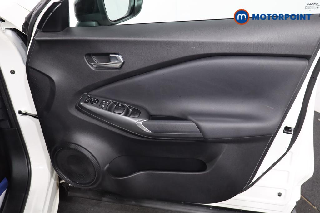 Nissan Juke Acenta Premium Automatic Petrol SUV - Stock Number (1587205) - 1st supplementary image