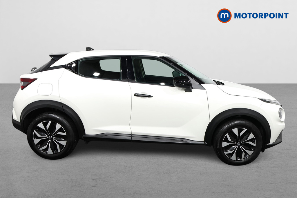Nissan Juke Acenta Premium Automatic Petrol SUV - Stock Number (1587205) - Drivers side