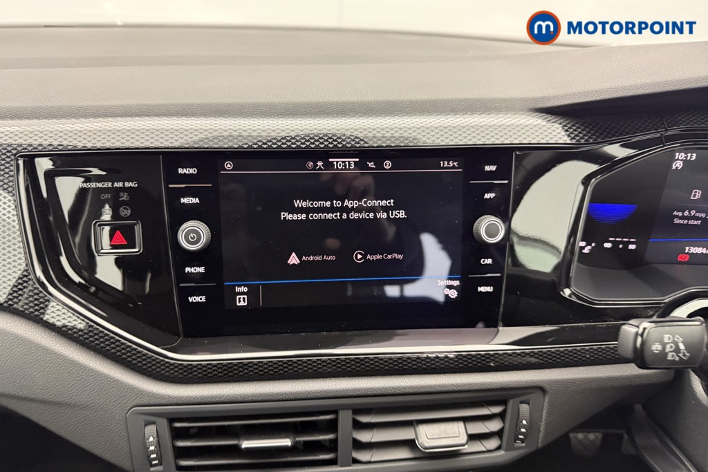Volkswagen Polo Life Manual Petrol Hatchback - Stock Number (1587207) - 2nd supplementary image