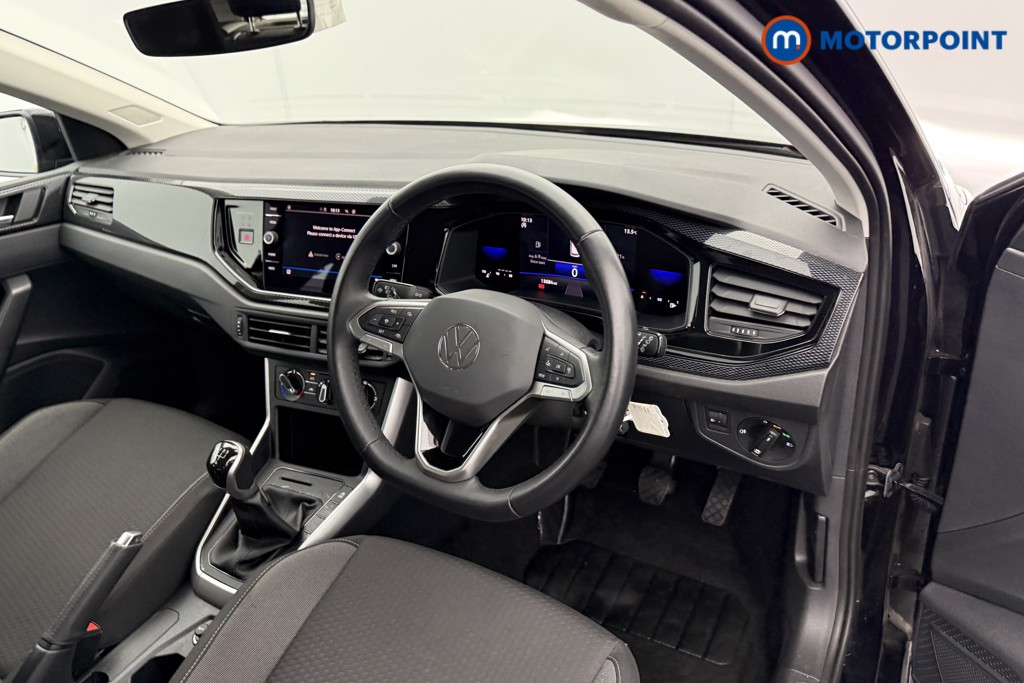 Volkswagen Polo Life Manual Petrol Hatchback - Stock Number (1587207) - 4th supplementary image