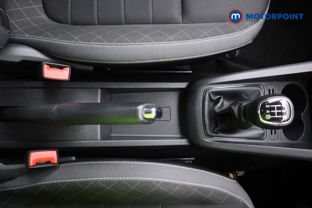 Skoda Fabia Colour Edition Manual Petrol Hatchback - Stock Number (1587302) - 4th supplementary image