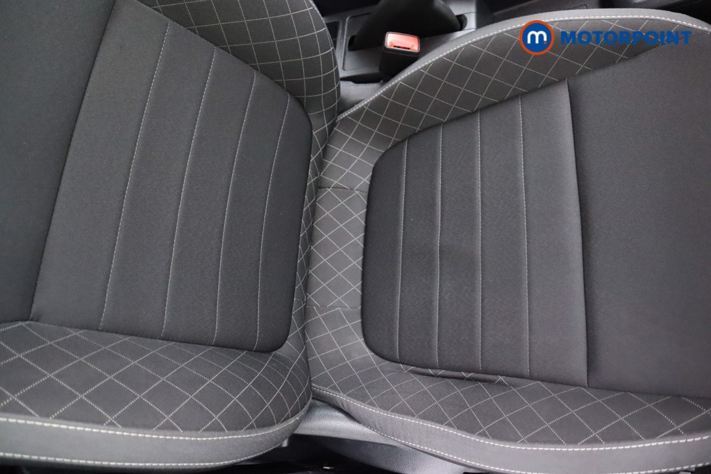Skoda Fabia Colour Edition Manual Petrol Hatchback - Stock Number (1587302) - 14th supplementary image