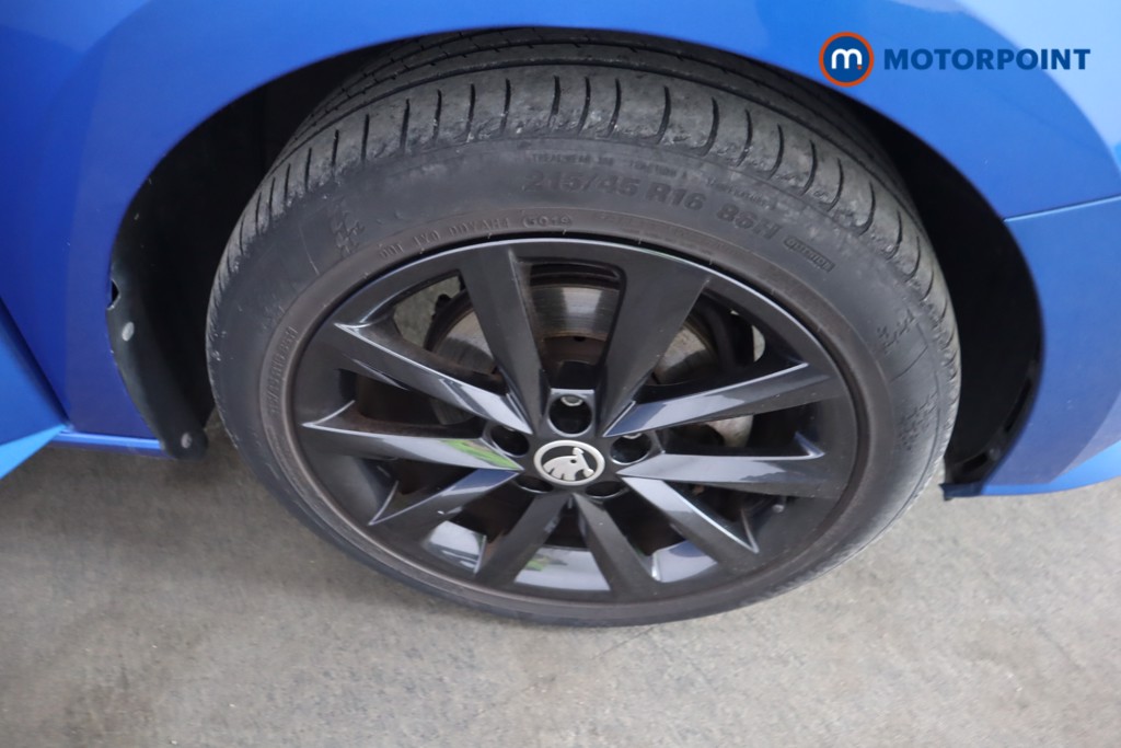 Skoda Fabia Colour Edition Manual Petrol Hatchback - Stock Number (1587302) - 26th supplementary image