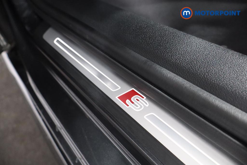 Audi A4 Black Edition Automatic Petrol Estate - Stock Number (1587347) - 28th supplementary image