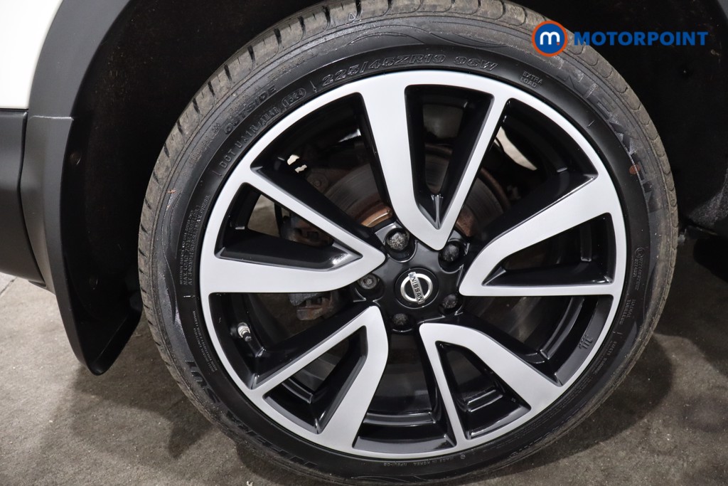 Nissan Qashqai Tekna Automatic Petrol SUV - Stock Number (1587365) - 9th supplementary image