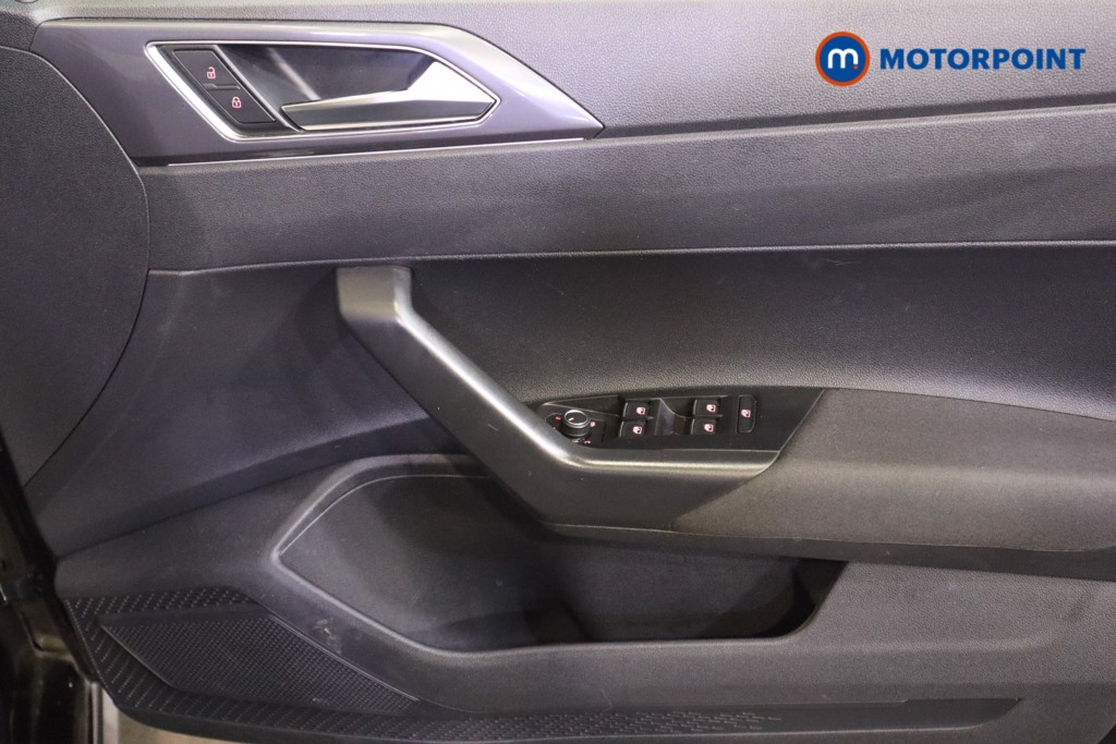 Volkswagen Polo R-Line Manual Petrol Hatchback - Stock Number (1587434) - 13th supplementary image