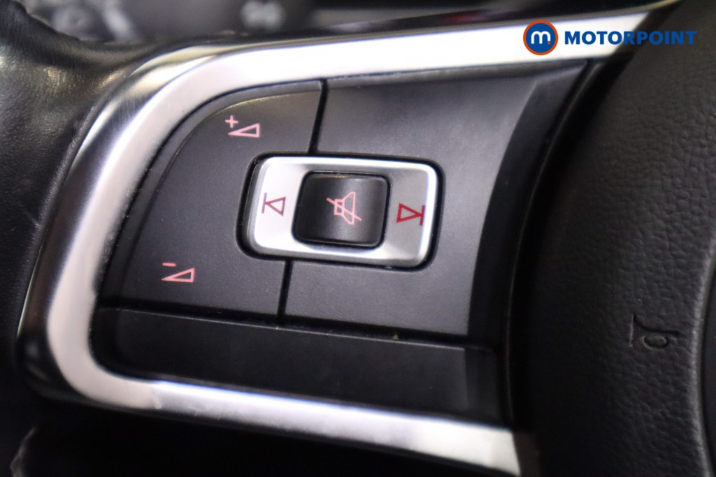 Volkswagen Polo R-Line Manual Petrol Hatchback - Stock Number (1587434) - 17th supplementary image