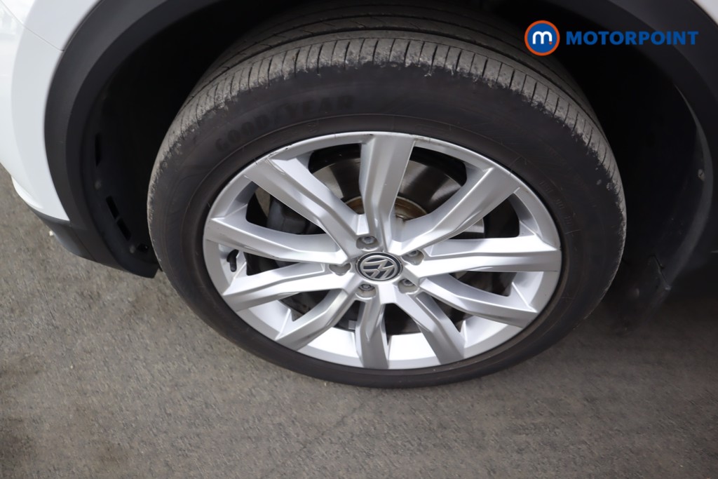 Volkswagen T-Roc SEL Manual Diesel SUV - Stock Number (1587657) - 25th supplementary image