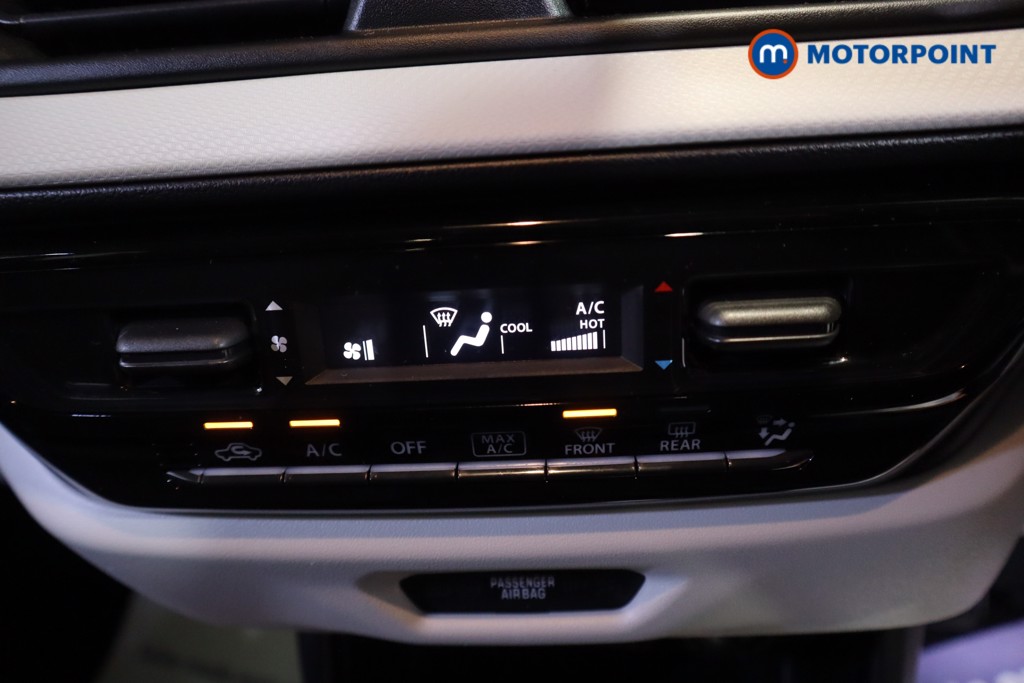 Suzuki Swift Motion Manual Petrol Hatchback - Stock Number (1587730) - 6th supplementary image