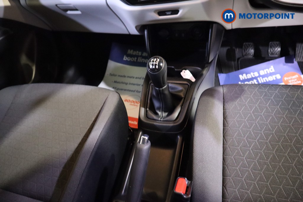 Suzuki Swift Motion Manual Petrol Hatchback - Stock Number (1587730) - 7th supplementary image