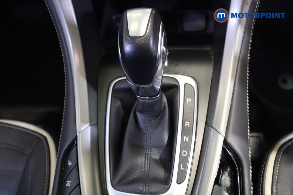 Ford Mondeo Titanium Edition Automatic Petrol-Electric Hybrid Saloon - Stock Number (1587738) - 5th supplementary image