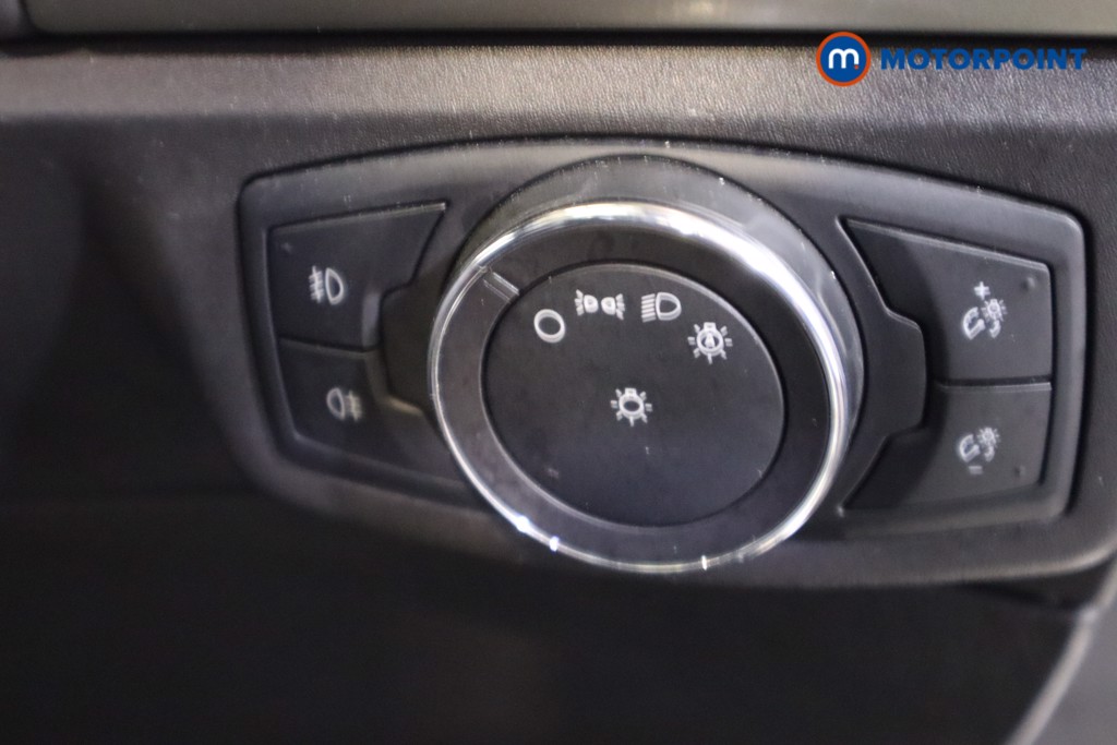 Ford Mondeo Titanium Edition Automatic Petrol-Electric Hybrid Saloon - Stock Number (1587738) - 17th supplementary image
