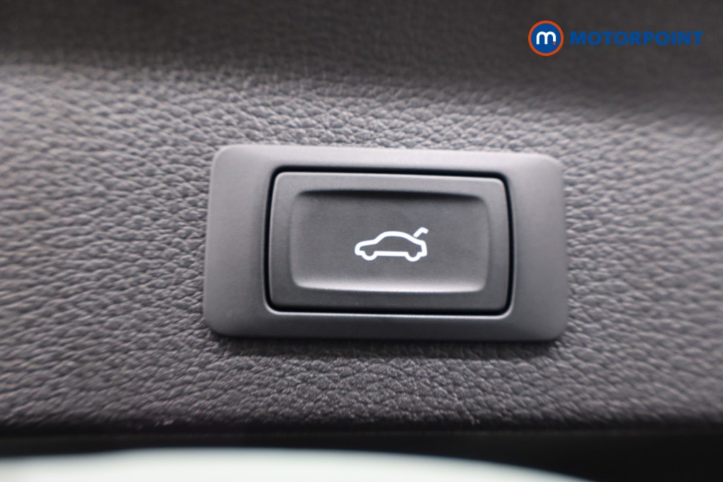 Audi Q2 S Line Manual Petrol SUV - Stock Number (1587808) - 37th supplementary image