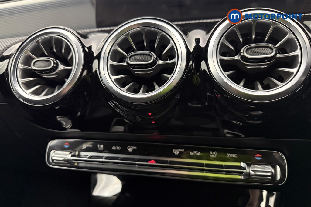 Mercedes-Benz A Class Amg Line Automatic Diesel Hatchback - Stock Number (1587822) - 16th supplementary image