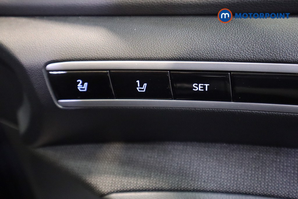 Hyundai Tucson Ultimate Automatic Petrol-Electric Hybrid SUV - Stock Number (1587868) - 12th supplementary image