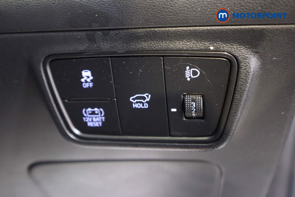 Hyundai Tucson Ultimate Automatic Petrol-Electric Hybrid SUV - Stock Number (1587868) - 13th supplementary image