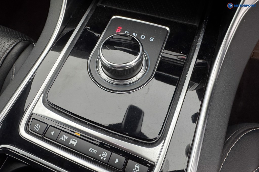 Jaguar XE R-Sport Automatic Petrol Saloon - Stock Number (1497333) - 14th supplementary image