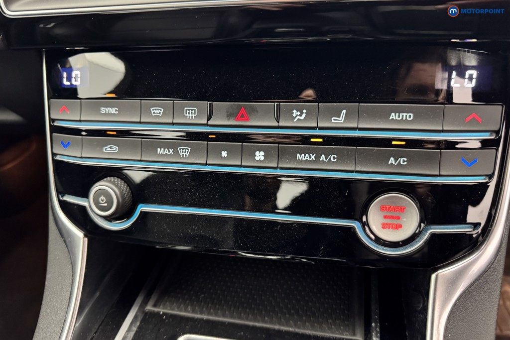 Jaguar XE R-Sport Automatic Petrol Saloon - Stock Number (1497333) - 15th supplementary image