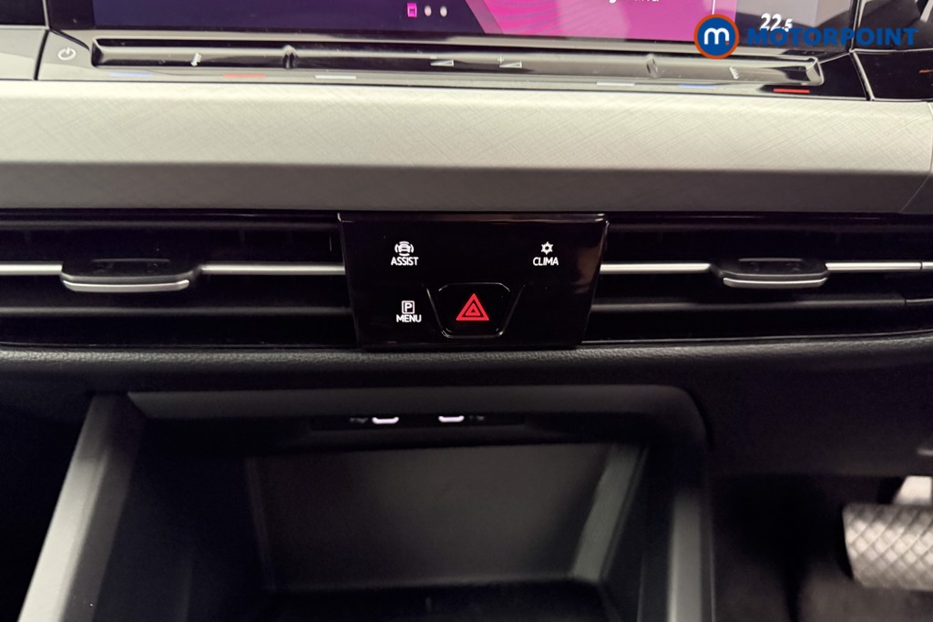 Volkswagen Golf Life Automatic Petrol Hatchback - Stock Number (1543941) - 11th supplementary image