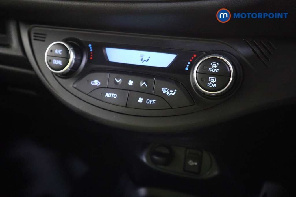 Toyota Yaris Excel Automatic Petrol-Electric Hybrid Hatchback - Stock Number (1550458) - 7th supplementary image