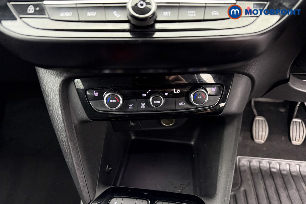 Vauxhall Corsa Elite Nav Premium Manual Petrol Hatchback - Stock Number (1561606) - 10th supplementary image