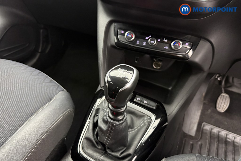Vauxhall Corsa Elite Nav Premium Manual Petrol Hatchback - Stock Number (1561606) - 12th supplementary image