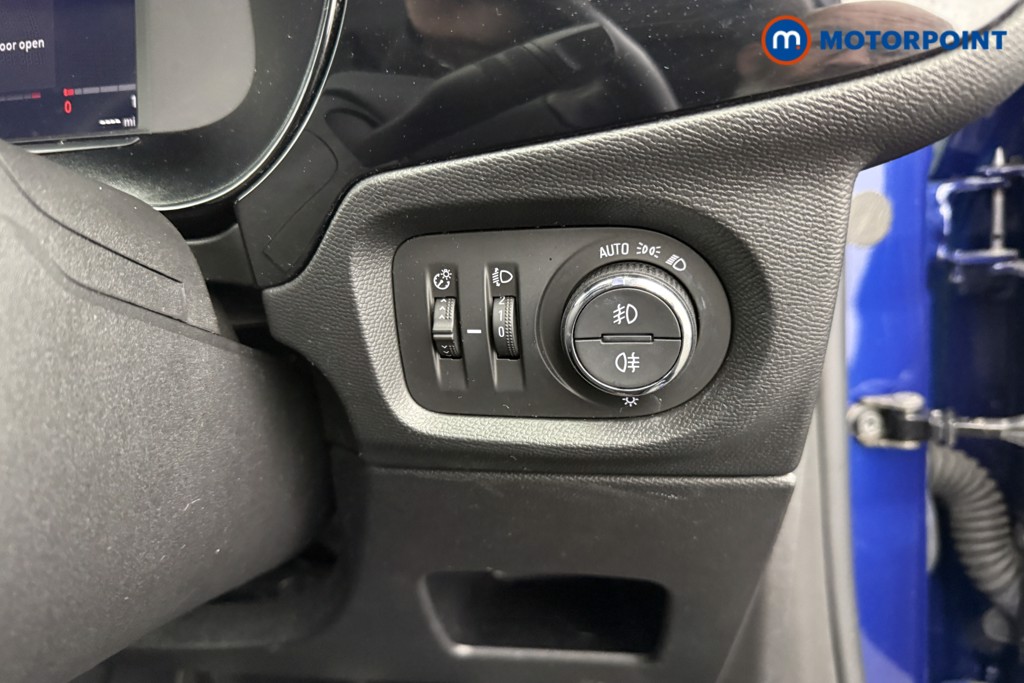 Vauxhall Corsa Elite Nav Premium Manual Petrol Hatchback - Stock Number (1561606) - 15th supplementary image