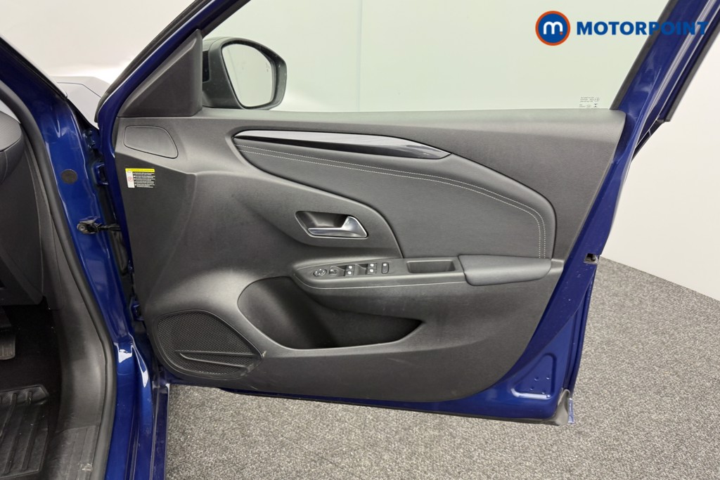 Vauxhall Corsa Elite Nav Premium Manual Petrol Hatchback - Stock Number (1561606) - 17th supplementary image