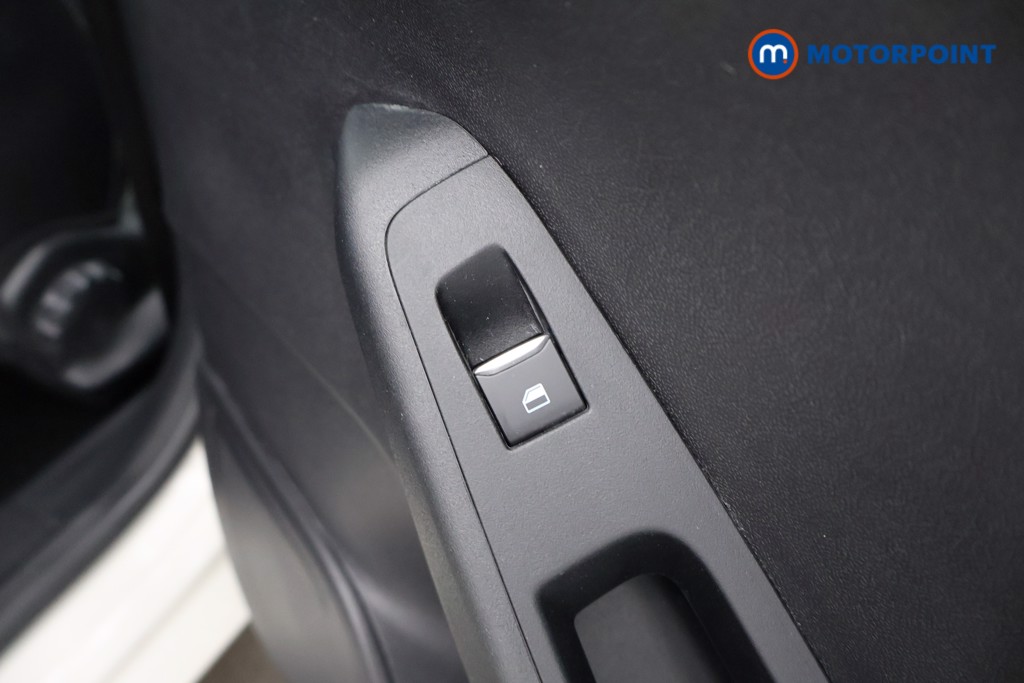 Ford Fiesta Titanium X Manual Petrol Hatchback - Stock Number (1566699) - 34th supplementary image
