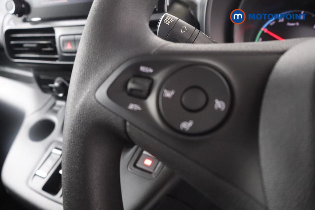 Vauxhall Combo Cargo Prime Automatic Electric Panel Van - Stock Number (1567208) - 7th supplementary image