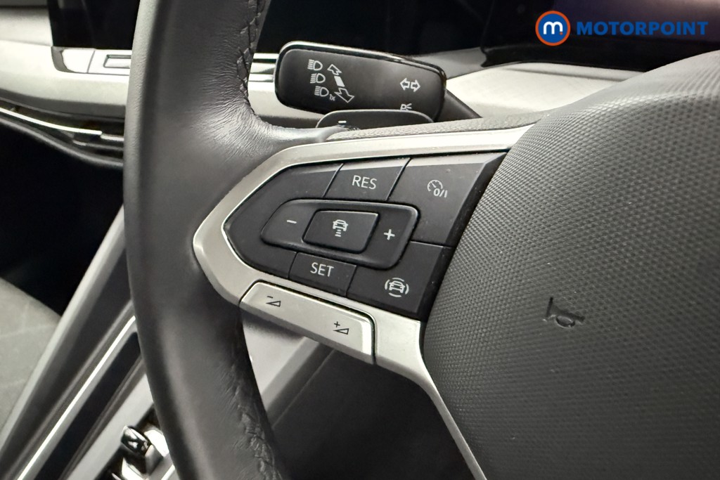 Volkswagen Golf Life Automatic Petrol Hatchback - Stock Number (1572910) - 3rd supplementary image