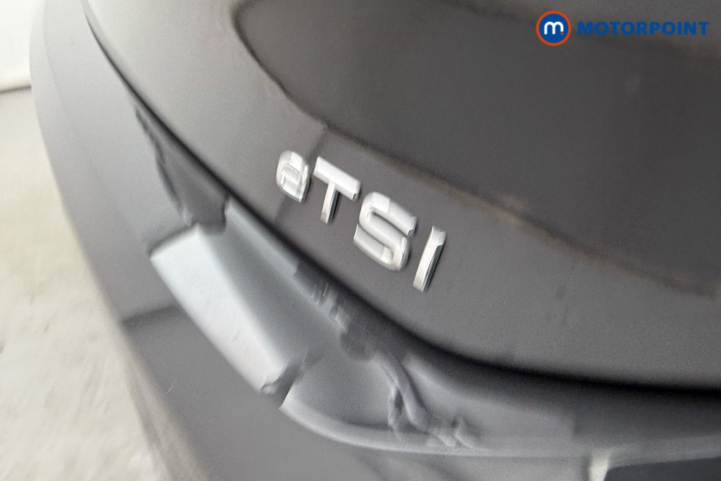 Volkswagen Golf Life Automatic Petrol Hatchback - Stock Number (1572910) - 28th supplementary image
