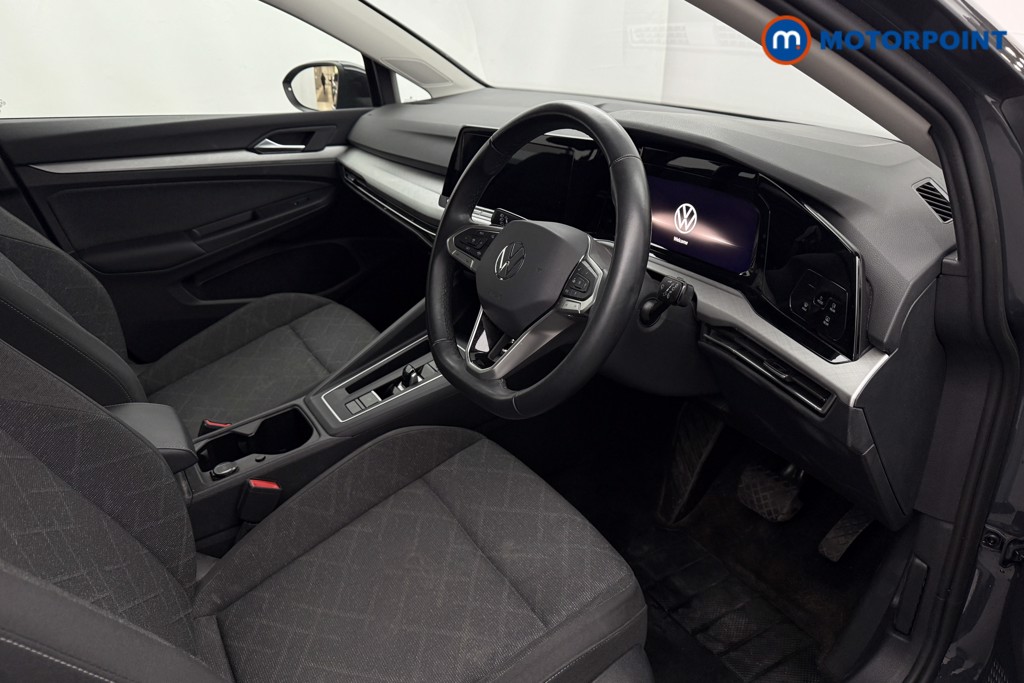 Volkswagen Golf Life Automatic Petrol Hatchback - Stock Number (1572910) - 1st supplementary image