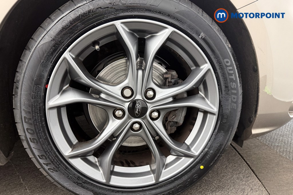 Ford Focus St-Line Manual Petrol Hatchback - Stock Number (1573566) - 9th supplementary image