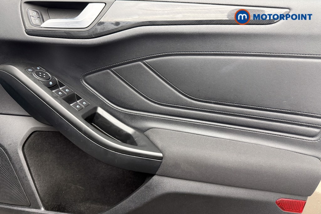 Ford Focus St-Line Manual Petrol Hatchback - Stock Number (1573566) - 16th supplementary image