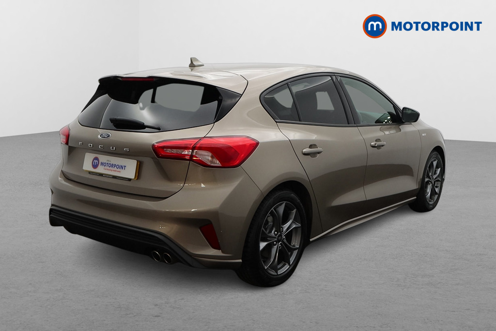 Ford Focus St-Line Manual Petrol Hatchback - Stock Number (1573566) - Drivers side rear corner