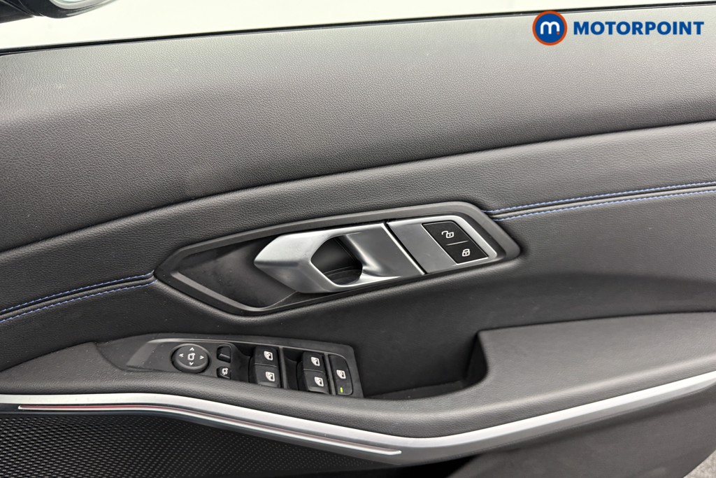 BMW 3 Series M Sport Automatic Petrol Plug-In Hybrid Saloon - Stock Number (1575299) - 15th supplementary image