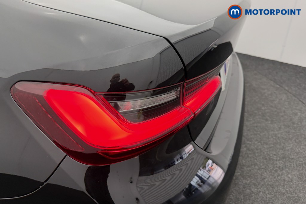 BMW 3 Series M Sport Automatic Petrol Plug-In Hybrid Saloon - Stock Number (1575299) - 24th supplementary image