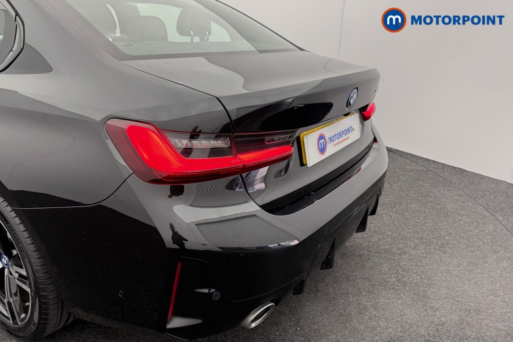 BMW 3 Series M Sport Automatic Petrol Plug-In Hybrid Saloon - Stock Number (1575299) - 25th supplementary image
