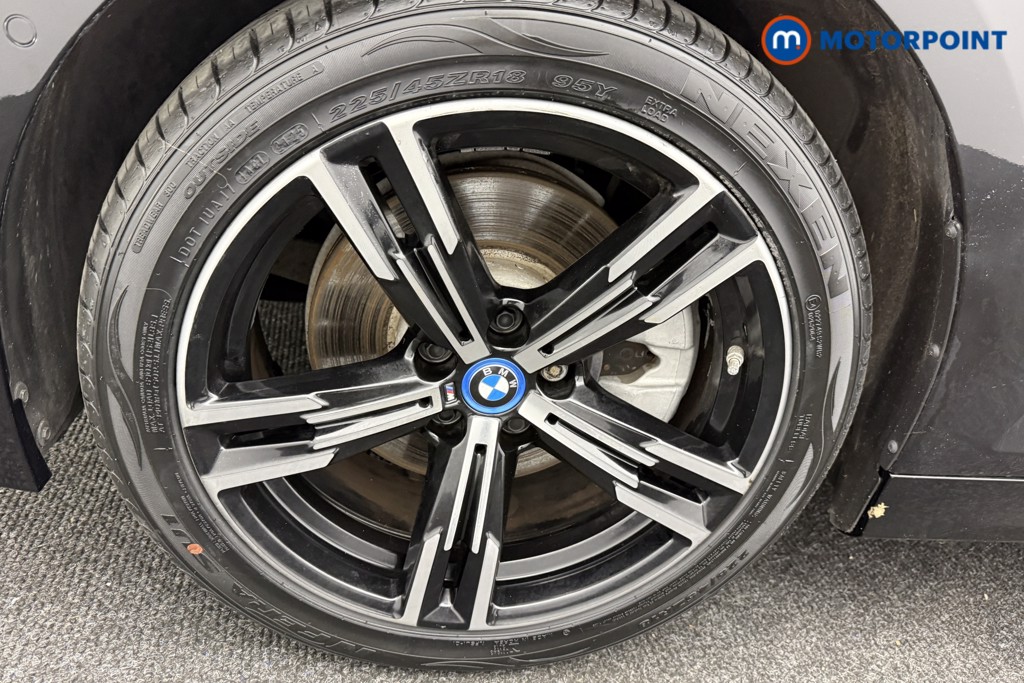 BMW 3 Series M Sport Automatic Petrol Plug-In Hybrid Saloon - Stock Number (1575299) - 29th supplementary image
